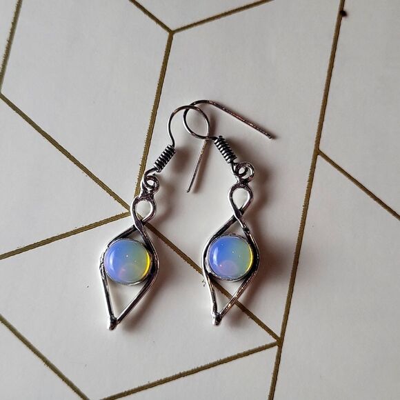 Vintage Jewelry - Vintage Opalite Earrings